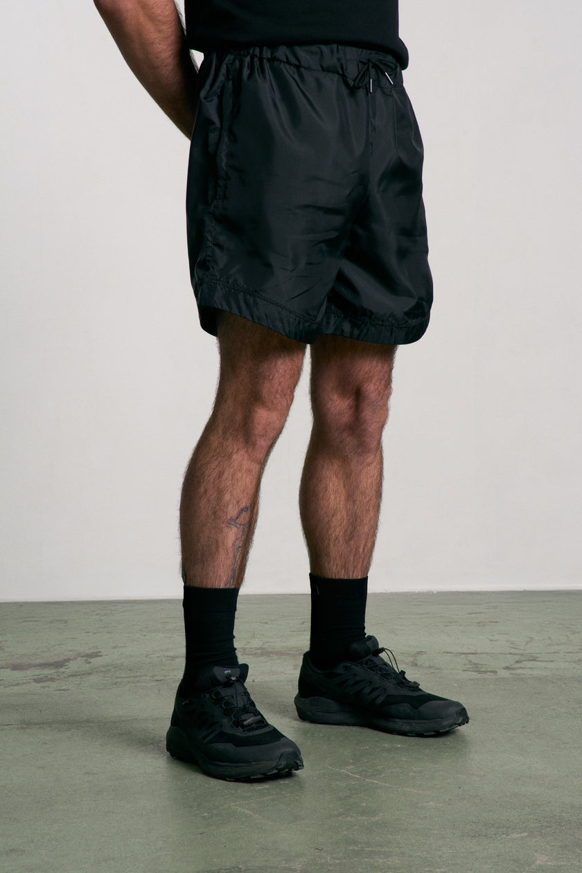 SHORT ULTRA LIGHT NOIR