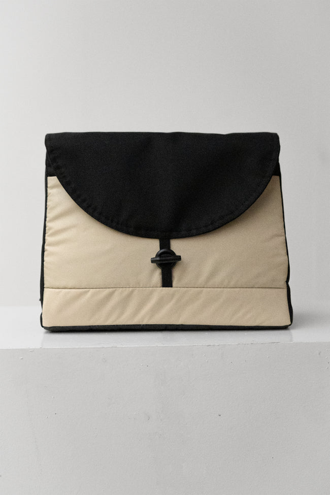 TROUSSE DE VOYAGE BEIGE