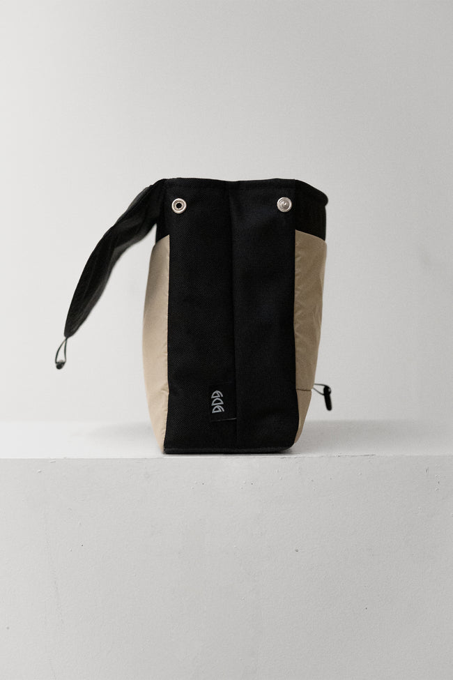 TROUSSE DE VOYAGE BEIGE