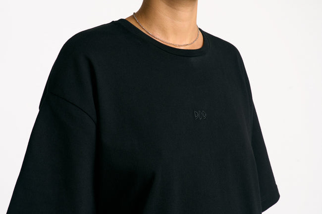 Tee-shirt unisexe en coton biologique, fabriqué en France en petites séries.